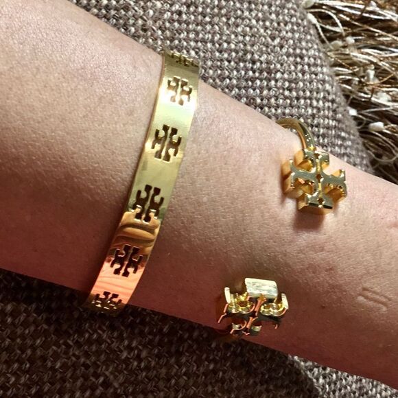 TORY BURCH LOGO DOUBLE T CUFF 18K GOLD TONE BRACELET - Picture 6 of 8